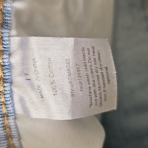 Papaya Women's High-Rise Mom Distressed Denim Pants Size 11 - Picture 7 of 12